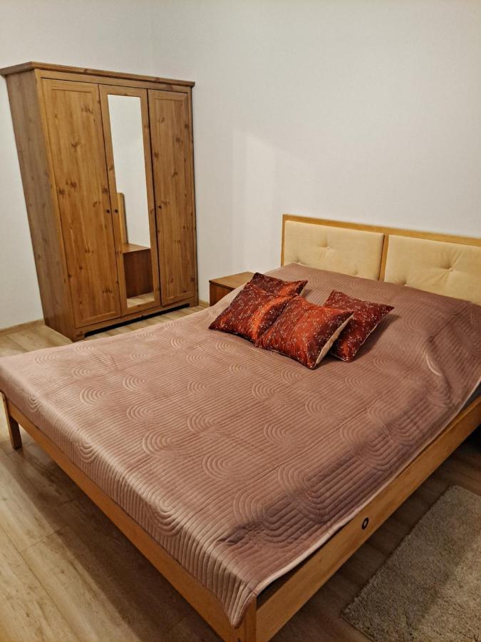 Anna Lägenhet Jelenia Góra Exteriör bild