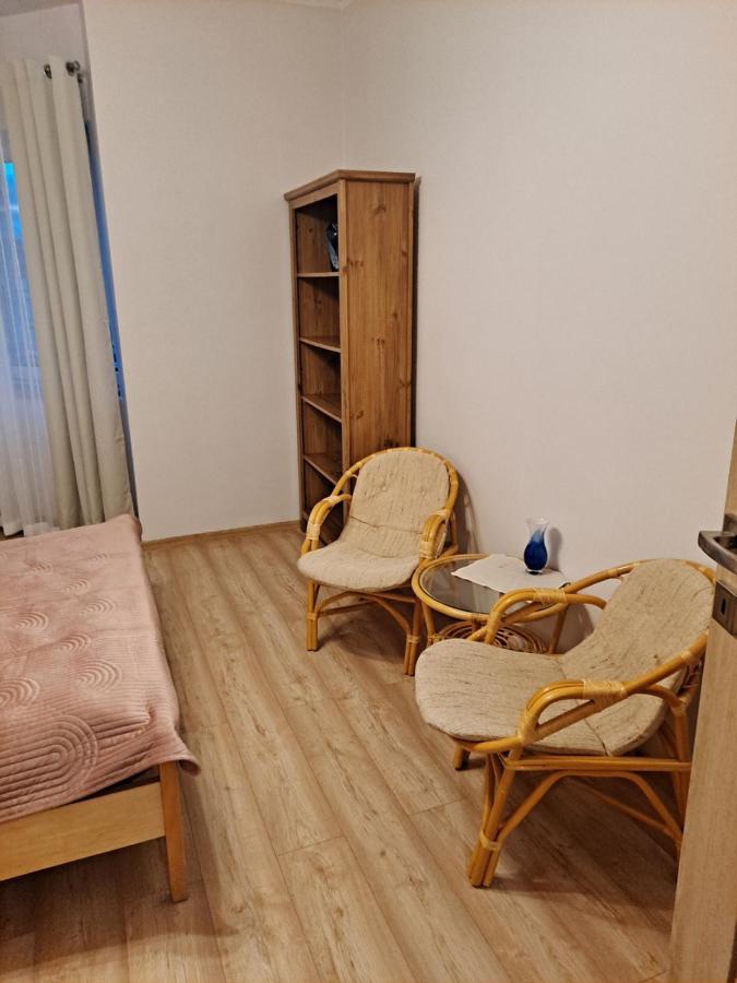 Anna Lägenhet Jelenia Góra Exteriör bild